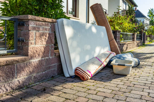Best Hot Tub Removal  in Bridgeport, MI